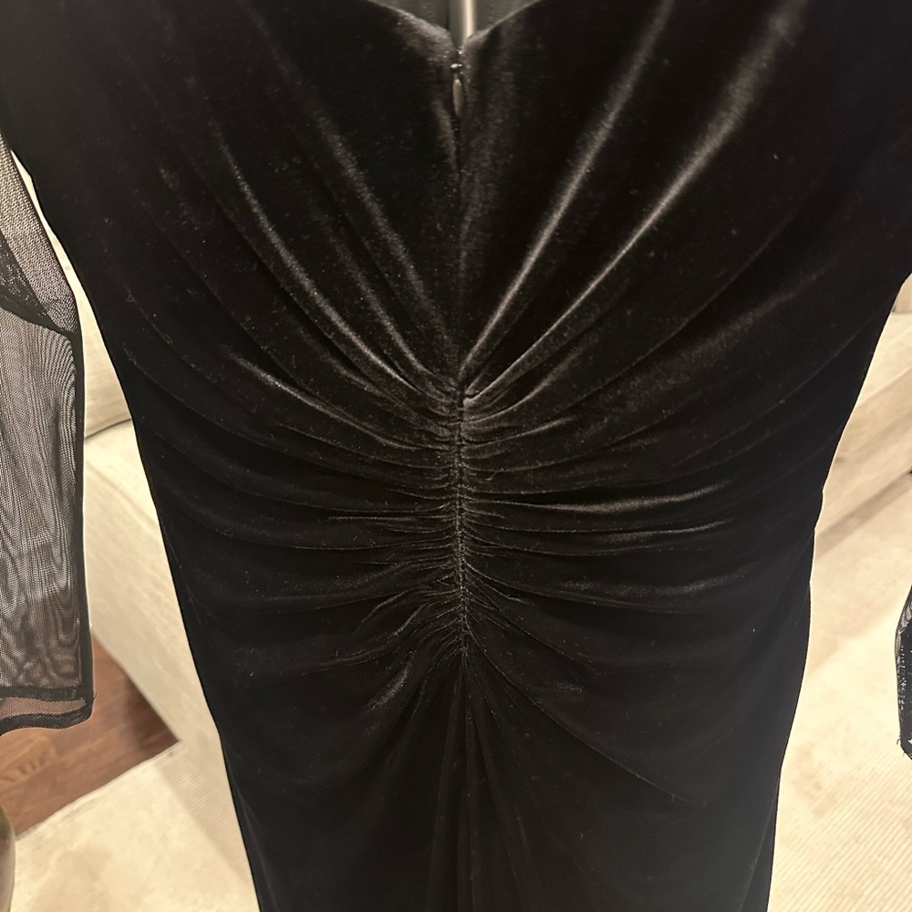 Eliza J Black Long Sleeve Dress - Picture 5 of 9